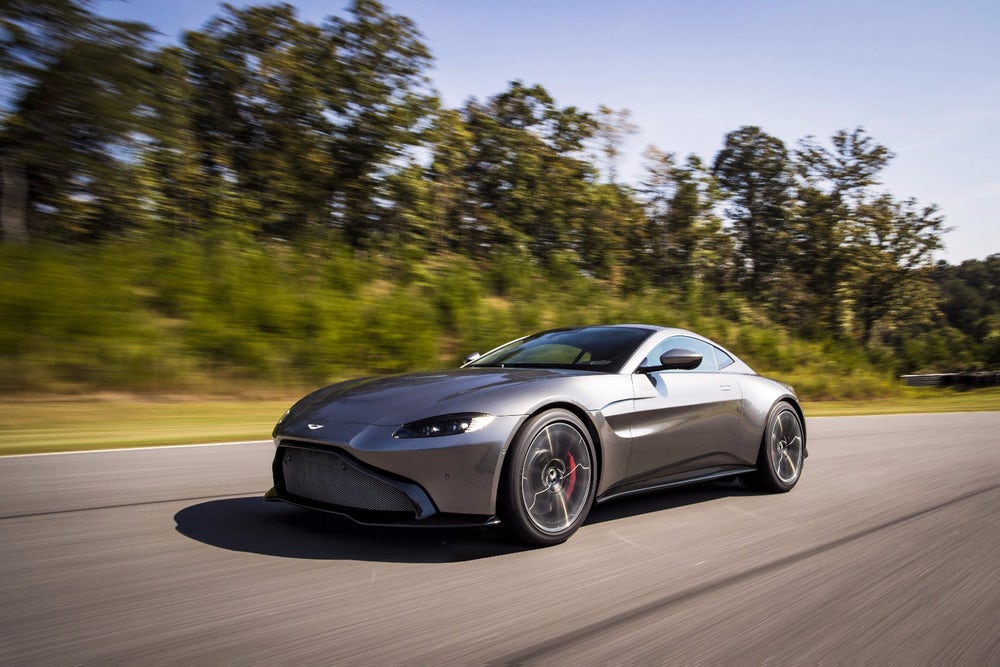 2018-aston-martin-vantage-25