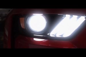2019-ford-mustang-shelby-gt500-headlight